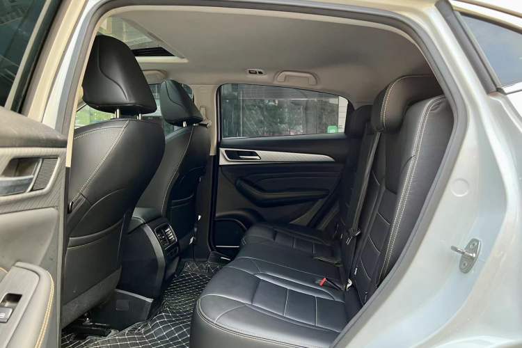 Used Haval F7x 2021 2.0T Two-Wheel Drive Intelligent Technology Edition Interior 4