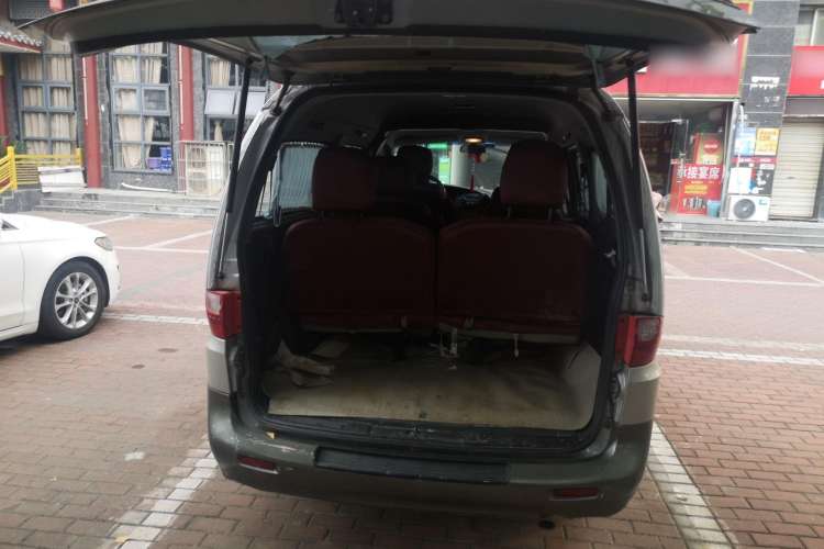 Used JAC Refine 2011 2.0L Shuttle Gasoline Comfort Edition HFC4GA3 Trunk