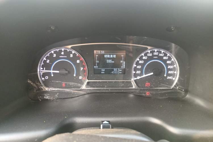 Used JMC Transit 2019 2.8T Commercial Version Short Wheelbase Low Roof 6-Seater China VI Emission Standard JX493