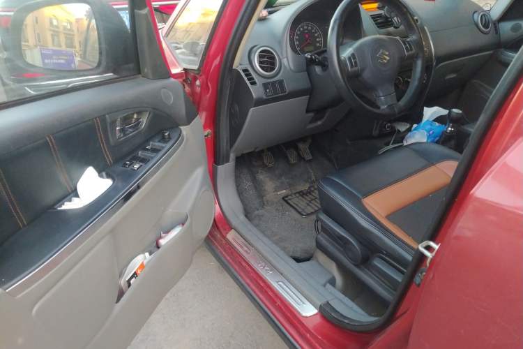 Used Suzuki SX4 2010 Hatchback 1.6L Manual Champion Limited Edition