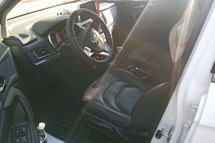 Used JAC Refine S3 2017 1.6L Manual Luxury Smart Model