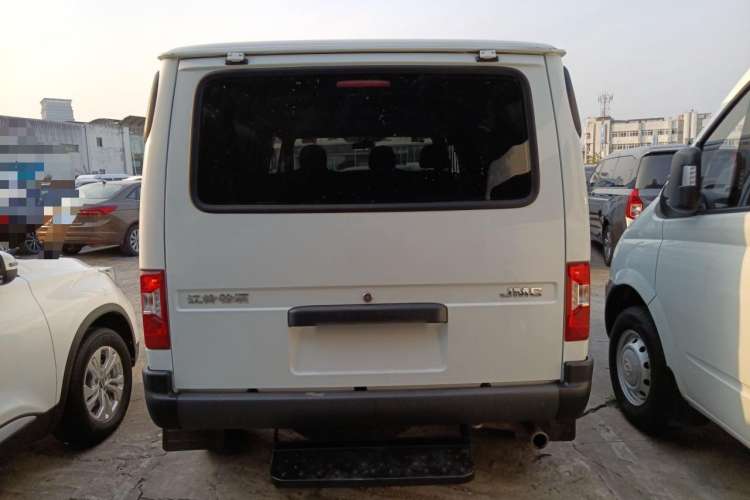 Used JMC Transit 2019 2.8T Commercial Version Short Wheelbase Low Roof 6-Seater China VI Emission Standard JX493