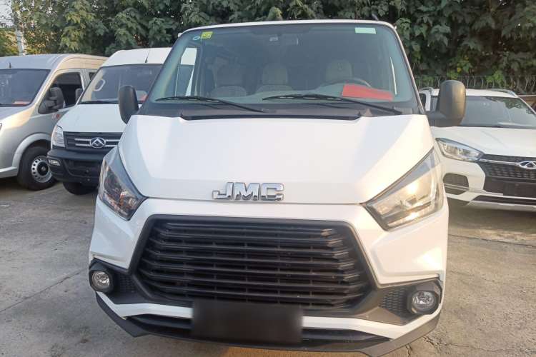Used JMC Transit 2019 2.8T Commercial Version Short Wheelbase Low Roof 6-Seater China VI Emission Standard JX493
