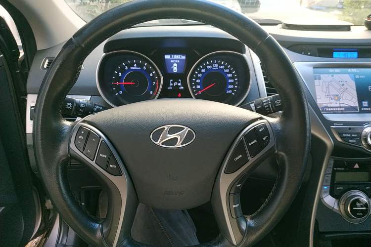 Used Hyundai Elantra (5th Generation / Langdong) 2015 1.6L Automatic Luxury Model