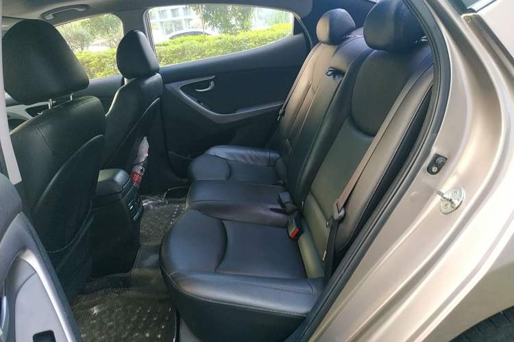 Used Hyundai Elantra (5th Generation / Langdong) 2015 1.6L Automatic Luxury Model