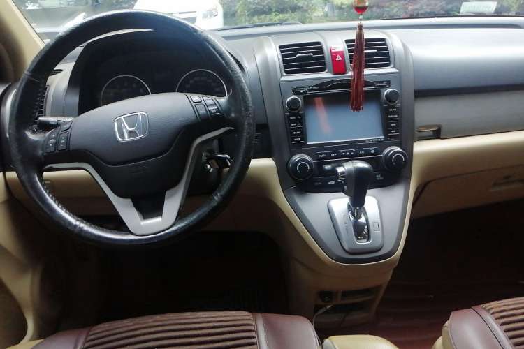 Used Honda CR-V 2010 2.4L automatic four-wheel drive luxury version