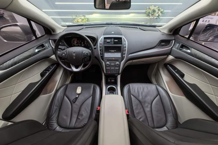 Used Lincoln MKC 2019 2.0T Two-Wheel Drive Zunya Version China VI Standard