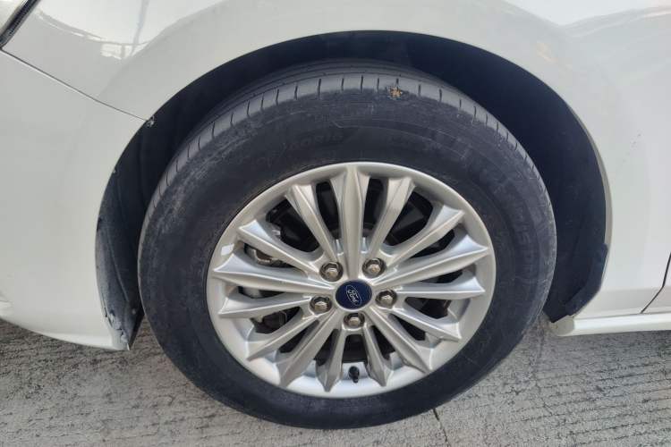 Used Ford Focus 2020 Sedan EcoBoost 180 Automatic Trend Edition
