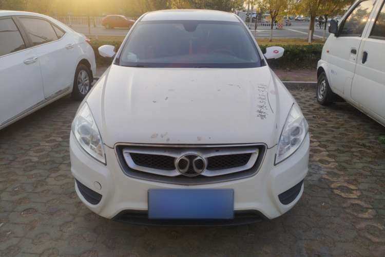 Used BAIC Senova D50 2014 1.5L manual standard version
