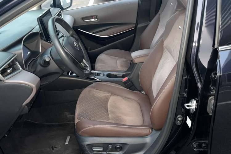 Used Toyota Allion 2021 2.0L Flagship Edition
