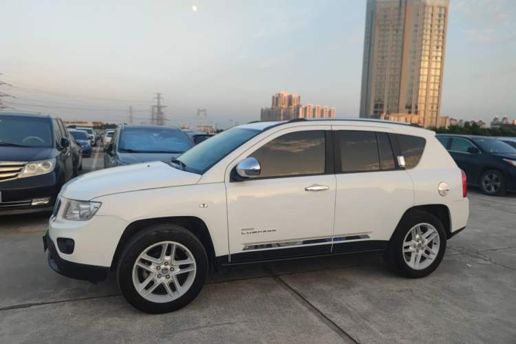 Used Jeep Compass 2013 2.4L four-wheel drive luxury version