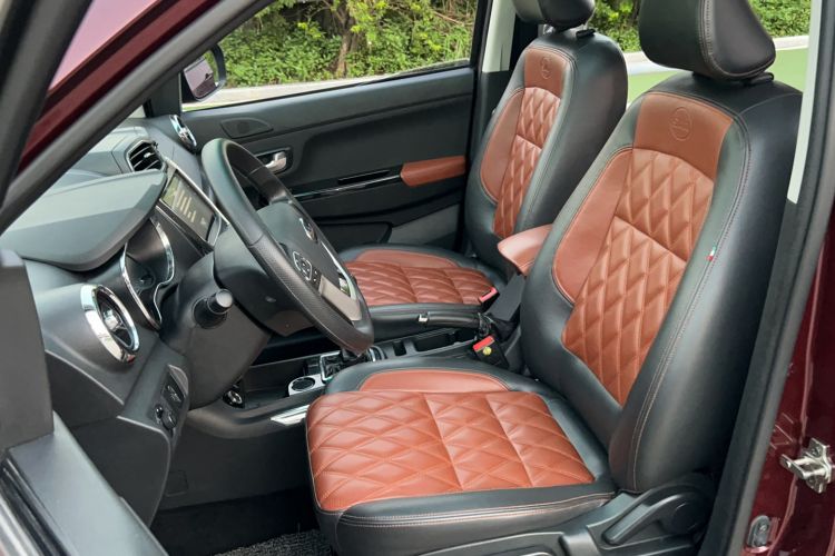 Used SWM X3 2018 1.5L Manual Fashion Model