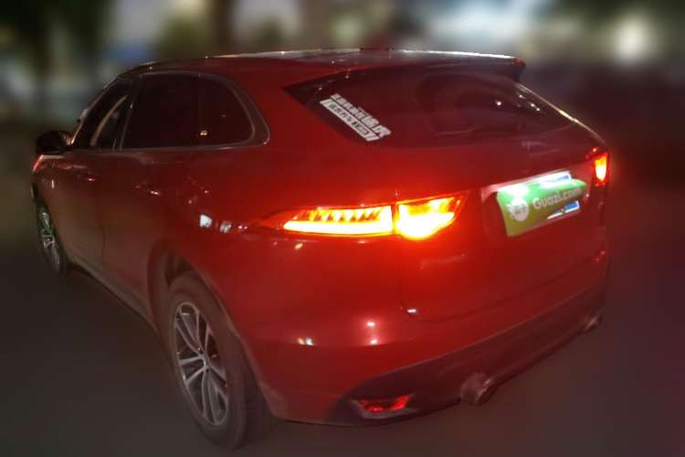 Used Jaguar F-PACE 2016 2.0T Two-Wheel-Drive R-Sport Sport Edition