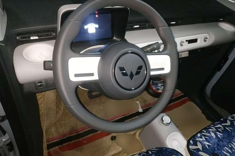 Used Wuling Hongguang MINIEV 2022 Convertible Model
