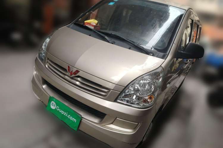 Used Wuling Rongguang 2019 1.2L S Van Standard Model with 5 Seats