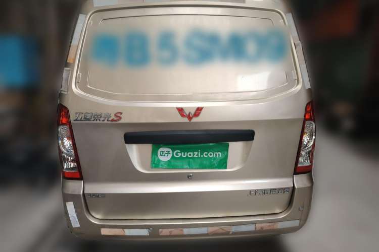 Used Wuling Rongguang 2019 1.2L S Van Standard Model with 5 Seats