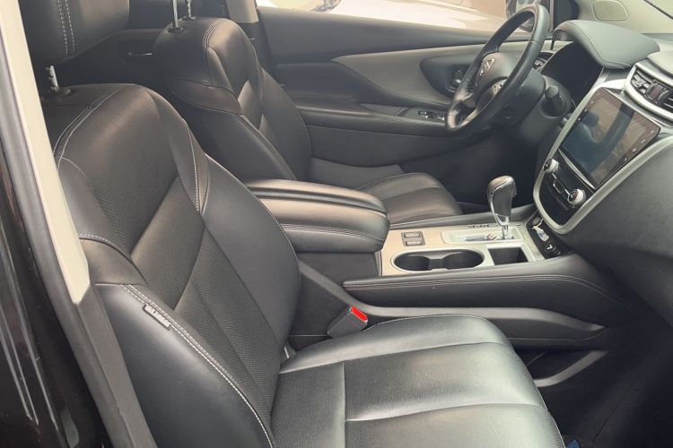 Used Nissan Murano 2019 2.5L XL Two-Wheel Drive Smart Connect Luxury Edition China VI Standard