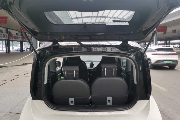 Used Baojun KiWi EV 2021 Artist Model Ternary Lithium