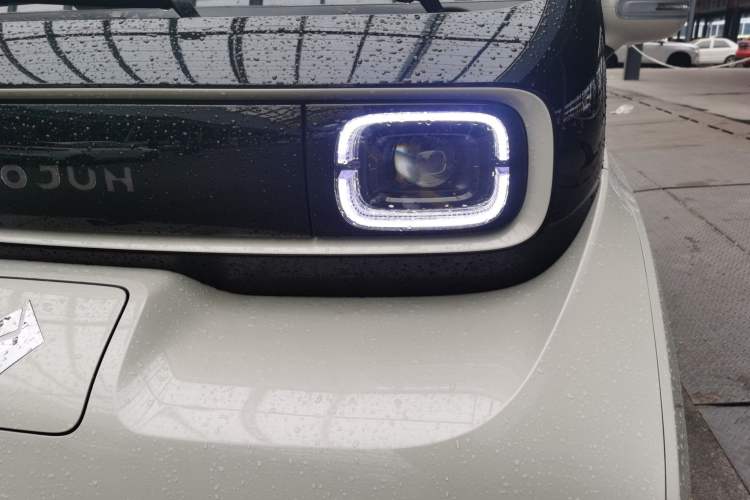 Used Baojun KiWi EV 2021 Artist Model Ternary Lithium