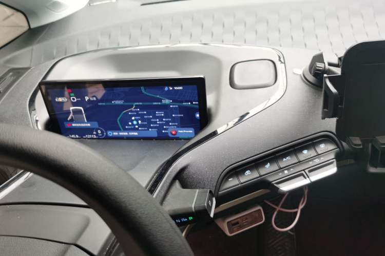 Used Baojun KiWi EV 2021 Artist Model Ternary Lithium