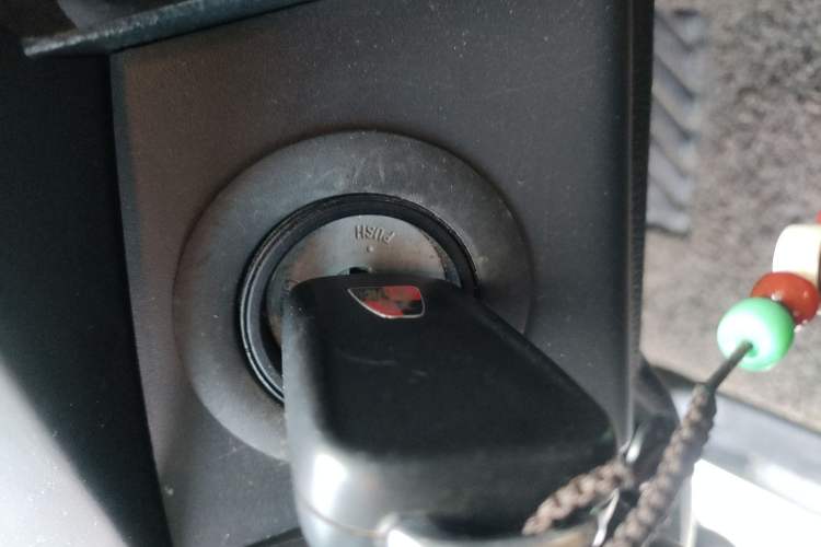 Used Roewe W5 2013 1.8T 4WD Automatic High-End Model
