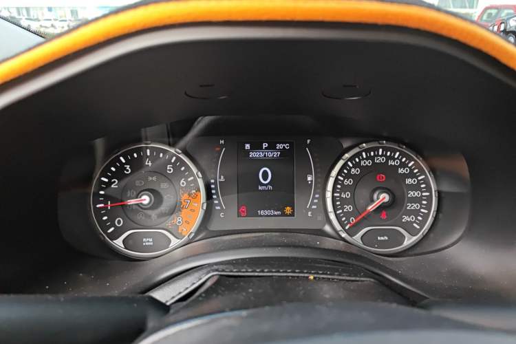 Used Jeep Renegade 2019 220T Automatic Leading Edition
