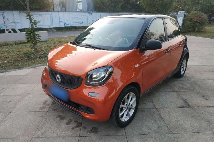Used smart forfour 2016 1.0L 52 kW Dynamic Edition