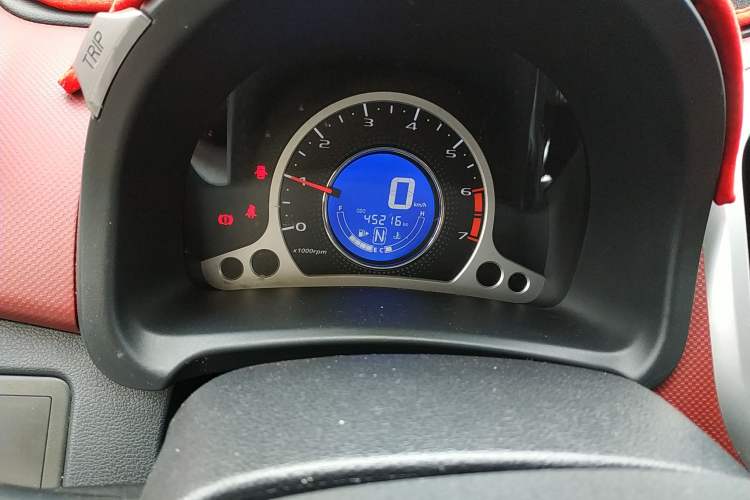 Used CHANGAN Benni 2015 1.4L IMT Luxury Model China V Standard
