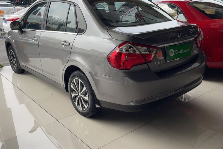 Used Venucia D50 2015 1.6L Manual Fashion Edition