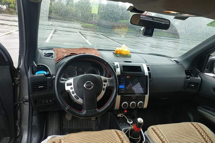 Used Nissan X-Trail 2012 2.5L Manual Luxury Edition 4WD
