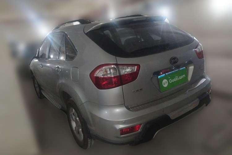 Used BYD S6 2012 2.4L Automatic Luxury Edition