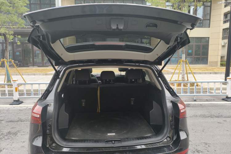 Used Zotye T600 Coupe 2017 1.8T Automatic Prestige Model
