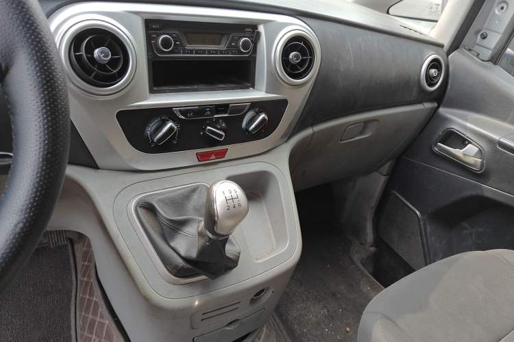 Used JAC M3 2018 1.6L Express Edition 7-Seater
