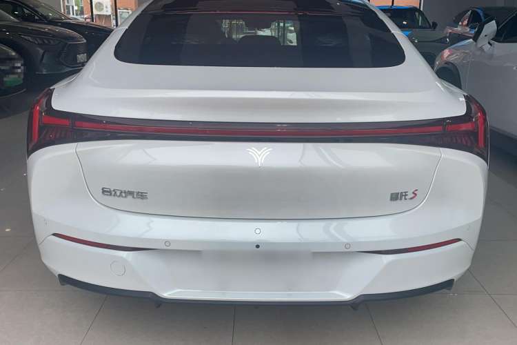 Used NETA S 2022 Extended-Range Version 1160 km Range Rear-Wheel-Drive Compact Edition
