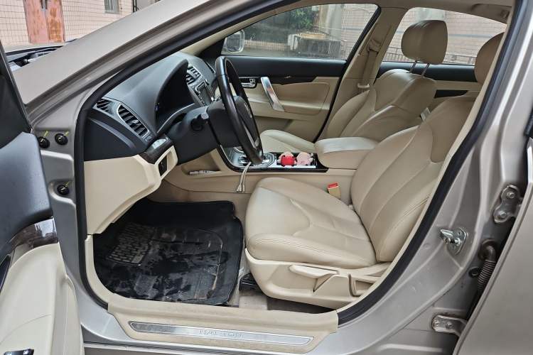 Used CHANGAN Raeton 2014 1.8T Automatic Elite Anniversary Edition China IV Standard Driver Seat