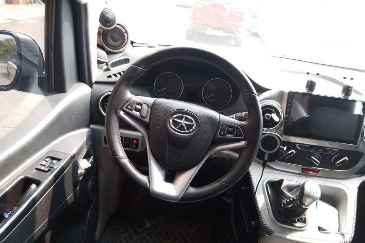 Used JAC M3 2019 PLUS IKEA Edition 1.8L Luxury 9-Seater Steering Wheel