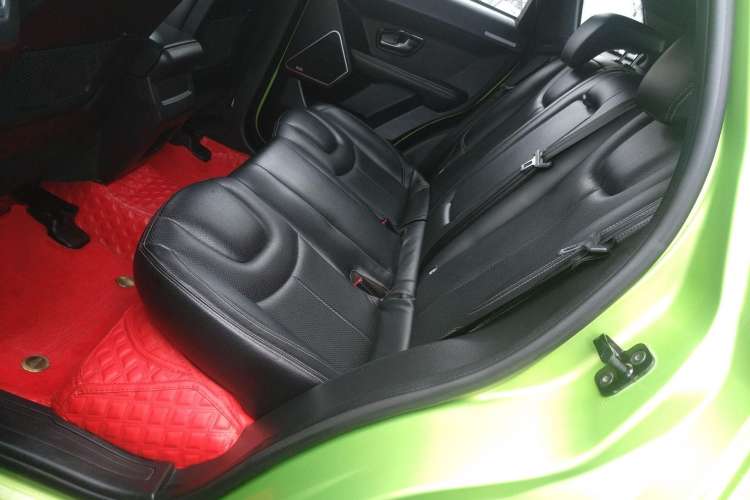 Used Land X7 2015 2.0T Panoramic Prestige Edition
