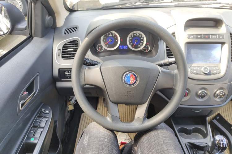 Used Geely Auto Diamond 2016 1.5L Manual Elite Edition