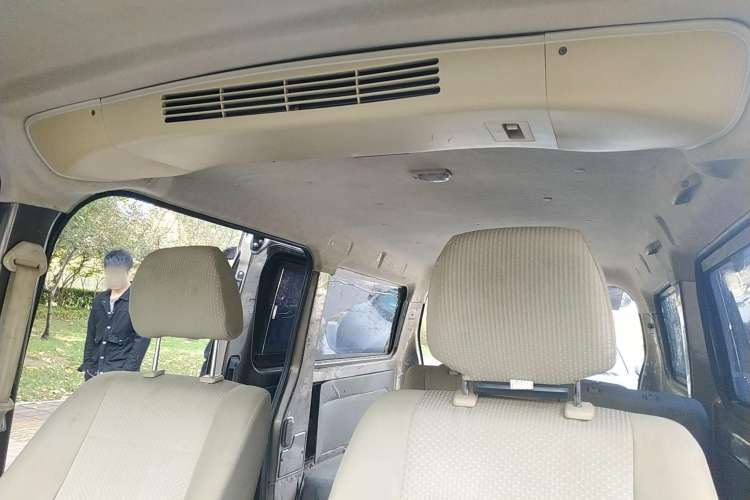 Used Chana Ruixing M80 2014 1.5L Standard Version 4G15S
