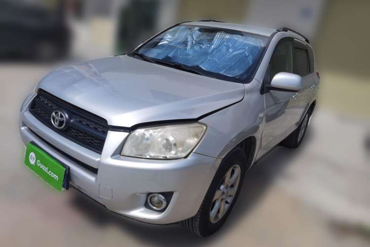 Used Toyota RAV4 2012 Luxurious Edition 2.0L Automatic All-Wheel Drive