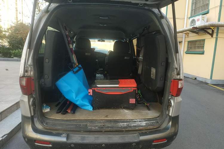 Used JAC Refine 2015 2.0L Shuttle Gasoline Long-Wheelbase Standard Version HFC4GA3-3D
