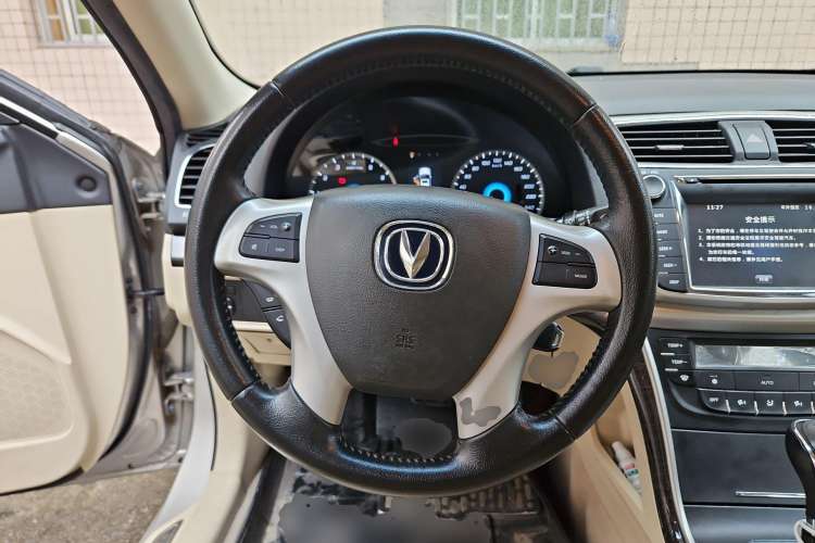Used CHANGAN Raeton 2014 1.8T Automatic Elite Anniversary Edition China IV Standard Steering Wheel