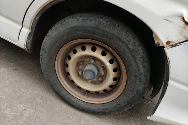 Used Jinbei Grace 2016 2.0L Standard Delivery Version
