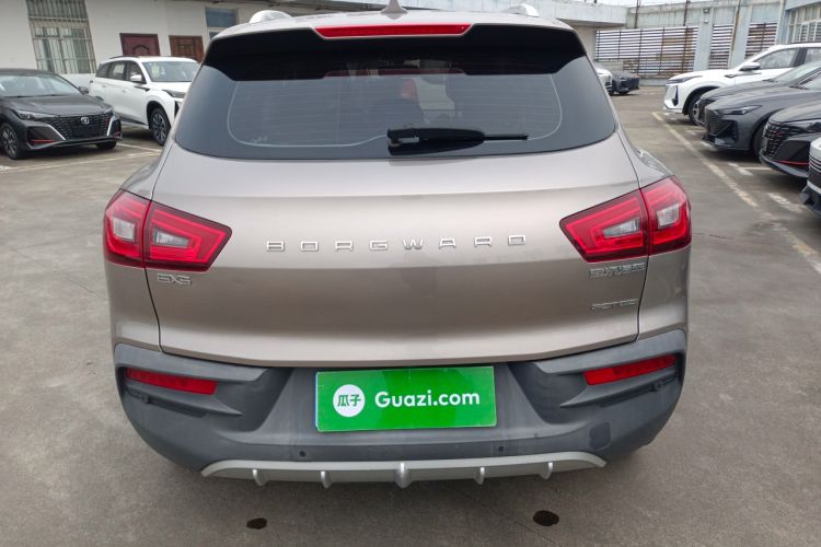 Used BORGWARD BX5 2017 20TGDI Automatic Two-Wheel Drive Pioneer Edition