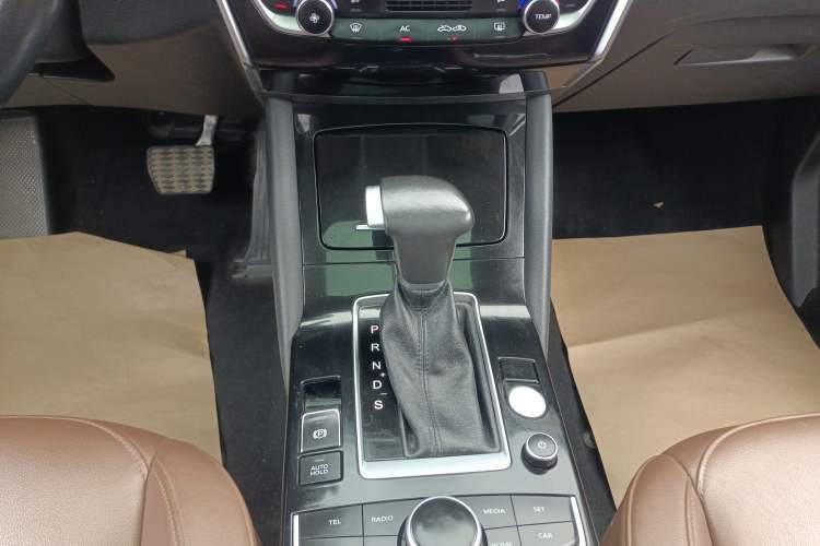 Used BORGWARD BX5 2017 20TGDI Automatic Two-Wheel Drive Pioneer Edition