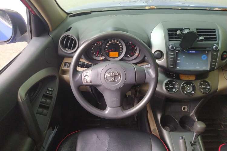 Used Toyota RAV4 2011 2.0L Automatic Classic Edition