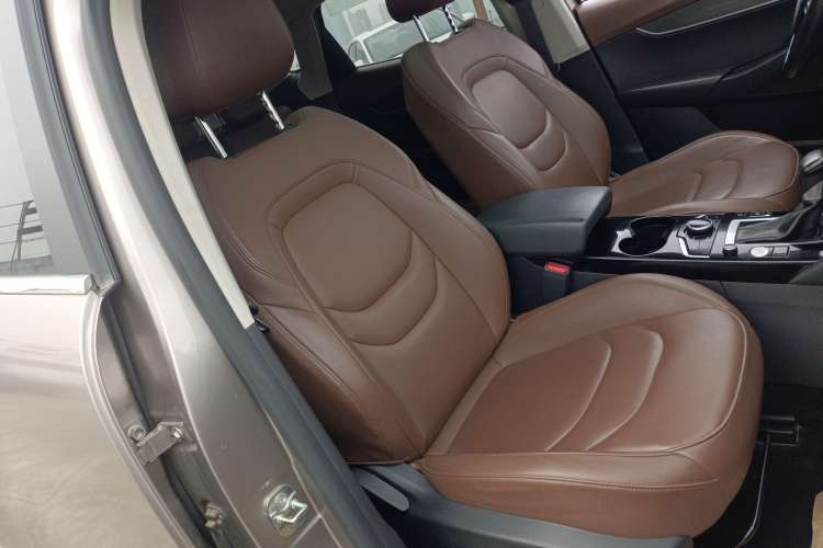 Used BORGWARD BX5 2017 20TGDI Automatic Two-Wheel Drive Pioneer Edition