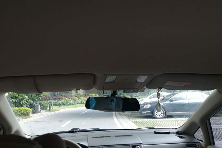 Used Nissan Tiida Sedan 2008 1.6L Automatic Fashion Edition Headliner