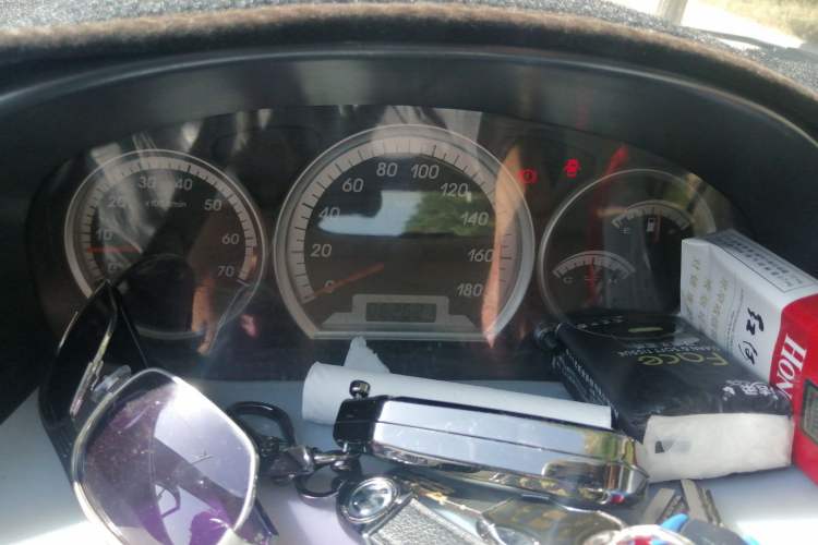 Used FAW Weizhi 2008 Hatchback 1.3L Manual Elite Model
