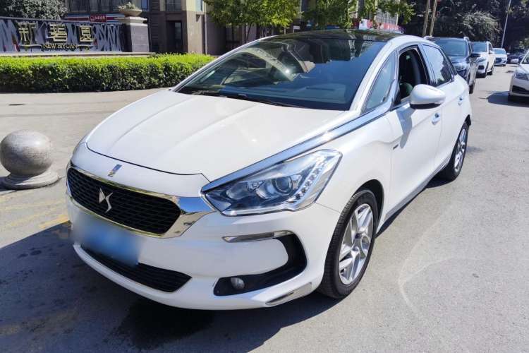 Used DS 5 2015 1.6T Elegant Edition THP160